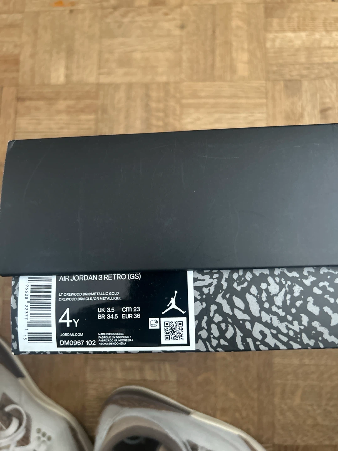 Air Jordan 3 Retro (GS) Sneakers - photo 3