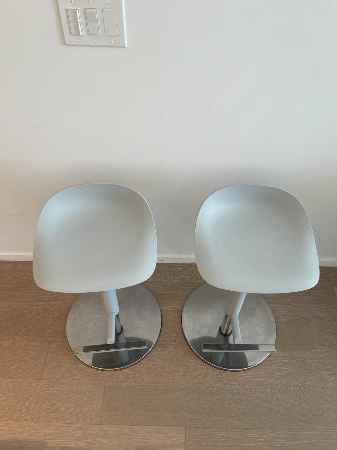 IKEA JANINGE Bar Stools - photo 2