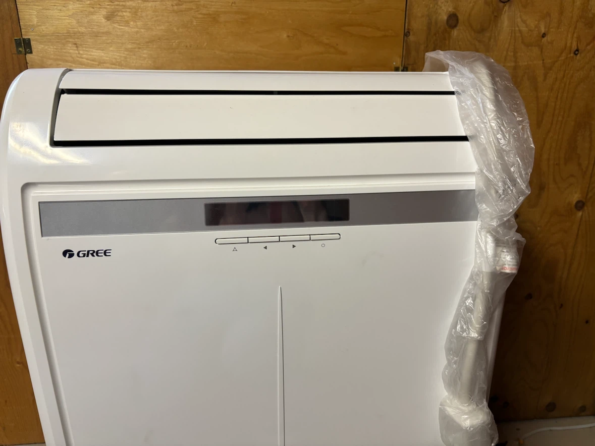 Gree Portable Air Conditioner - photo 2