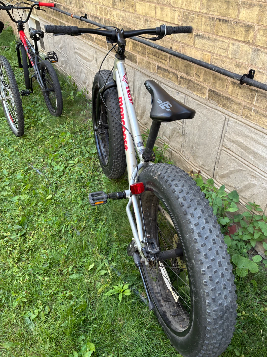 Mongoose Jasper Fat Tire Bike - photo 2