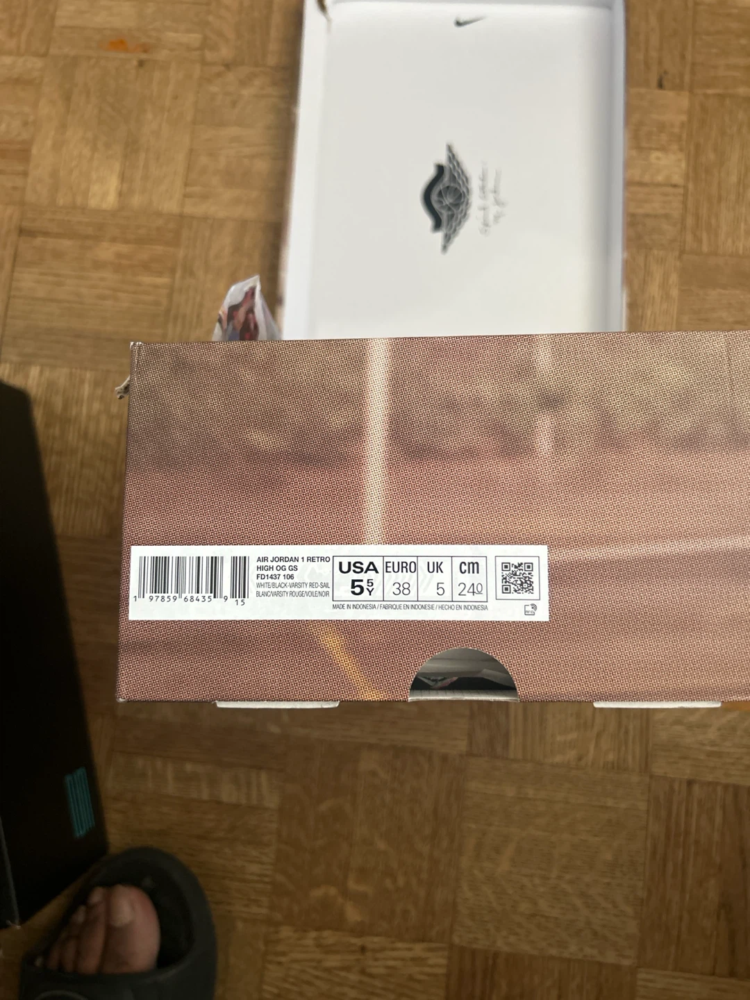 Air Jordan 1 Retro High OG GS Shoes - photo 3