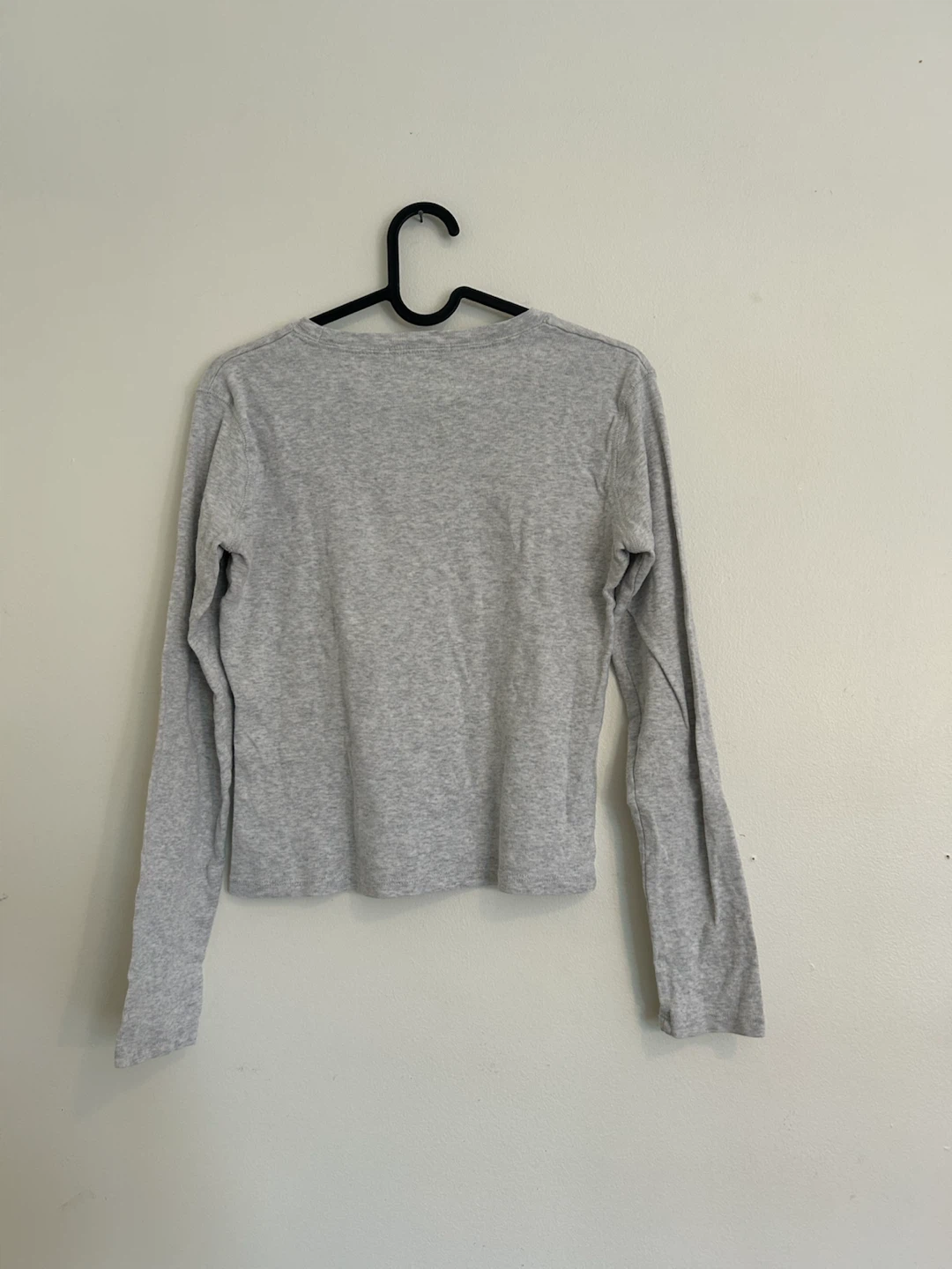 Brandy Melville Grey Long Sleeve - photo 3