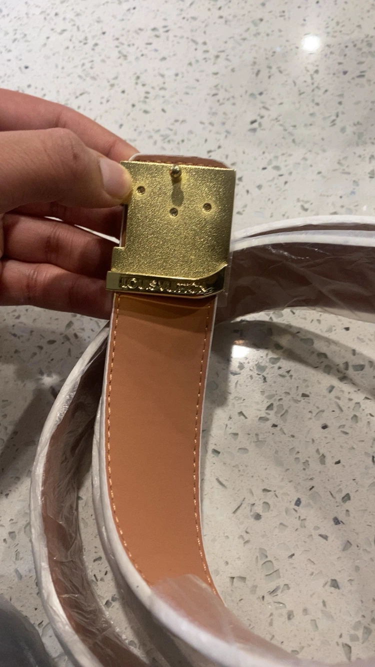 Louis Vuitton Reversible Belt Set - photo 2