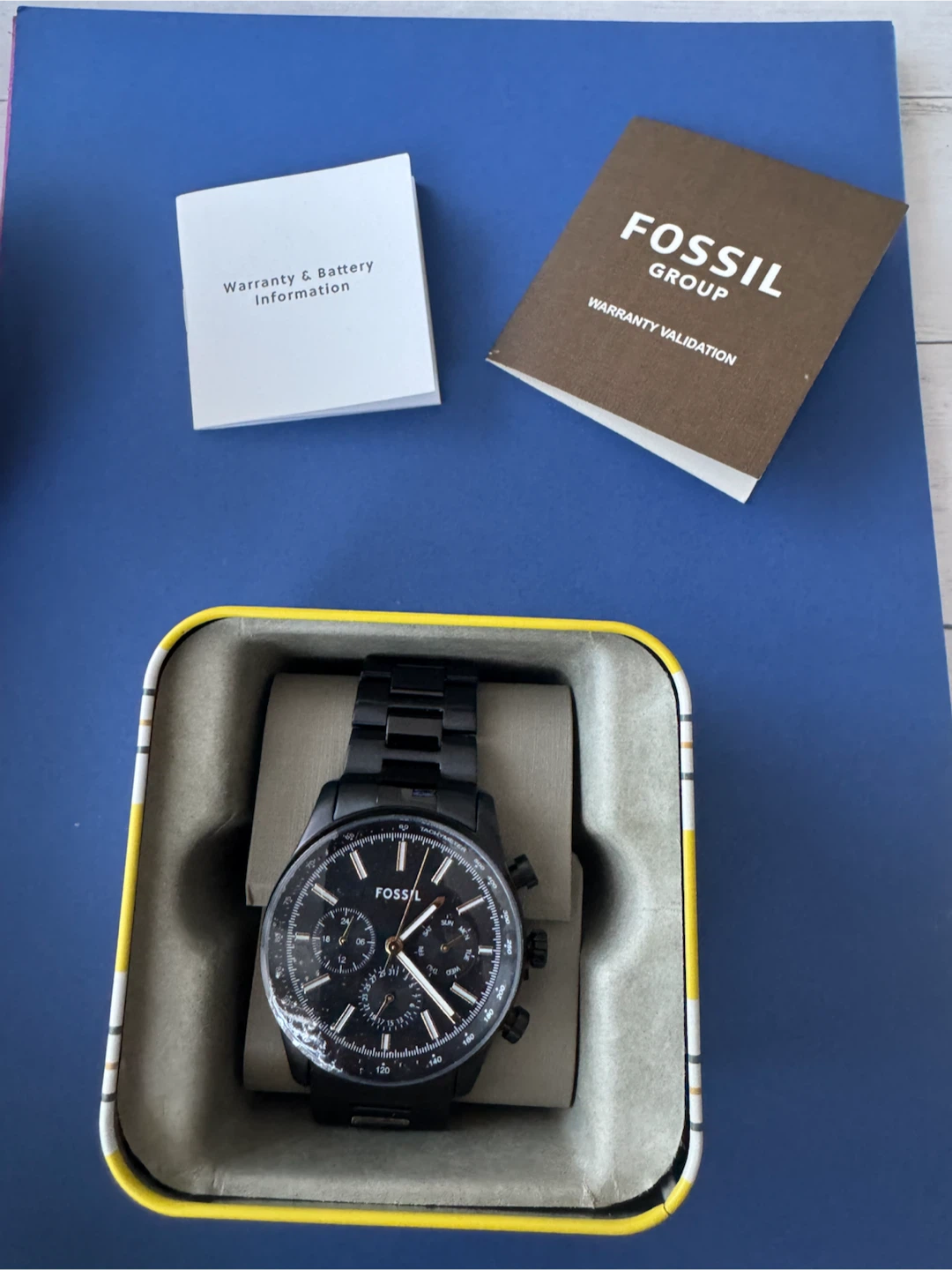 NEW Never used Fossil Chronograph Watch with Tin.