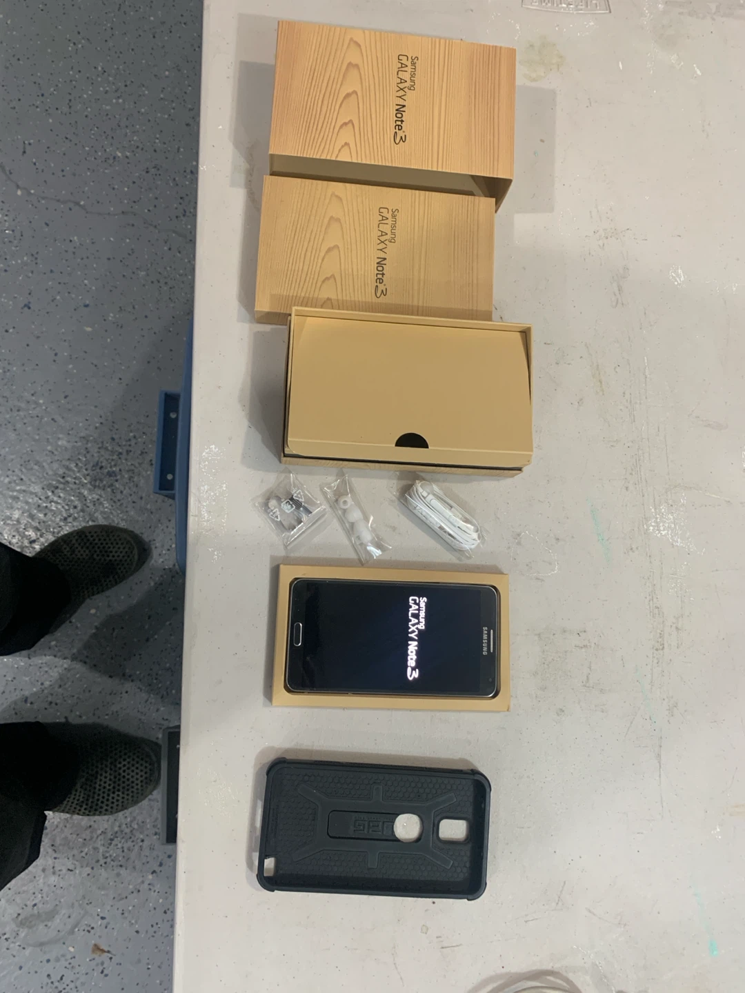 Mobile cell phone - photo 2