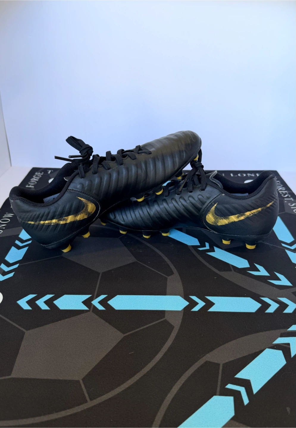Nike Tiempo Soccer Cleats - photo 2