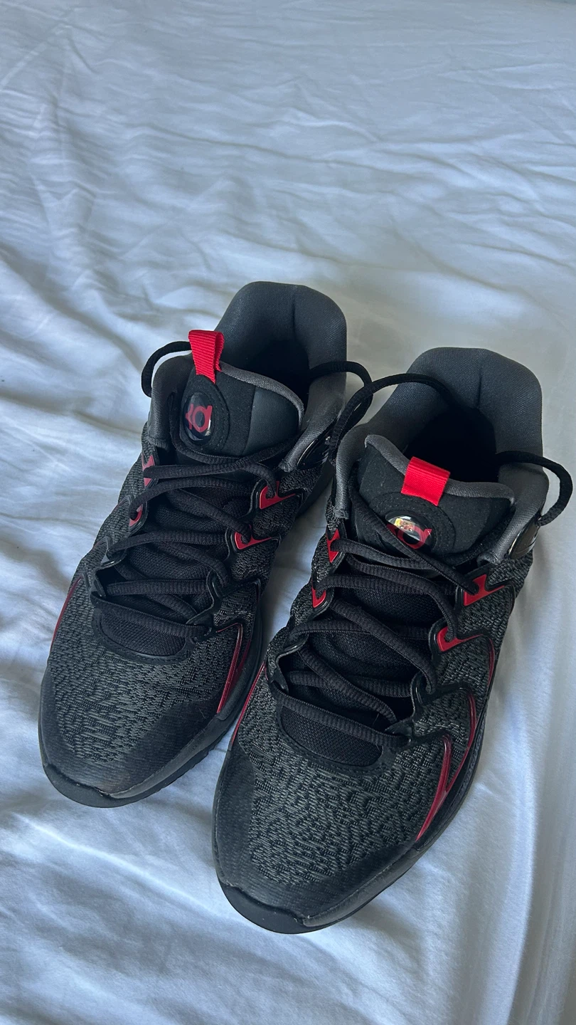 Nike KD 17s Basketball Shoes - Men's Size 8