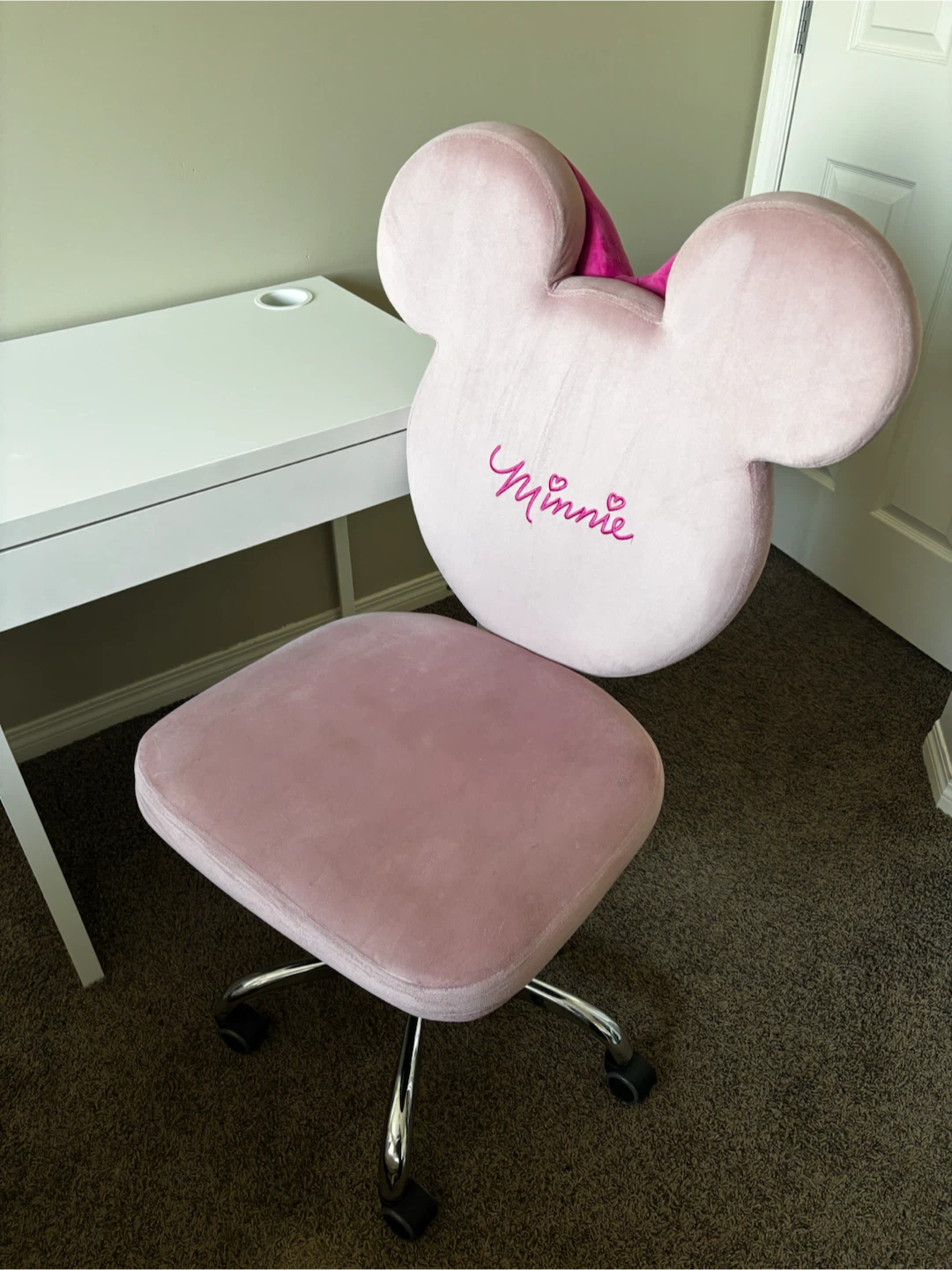Pink Minnie Mouse Desk Chair