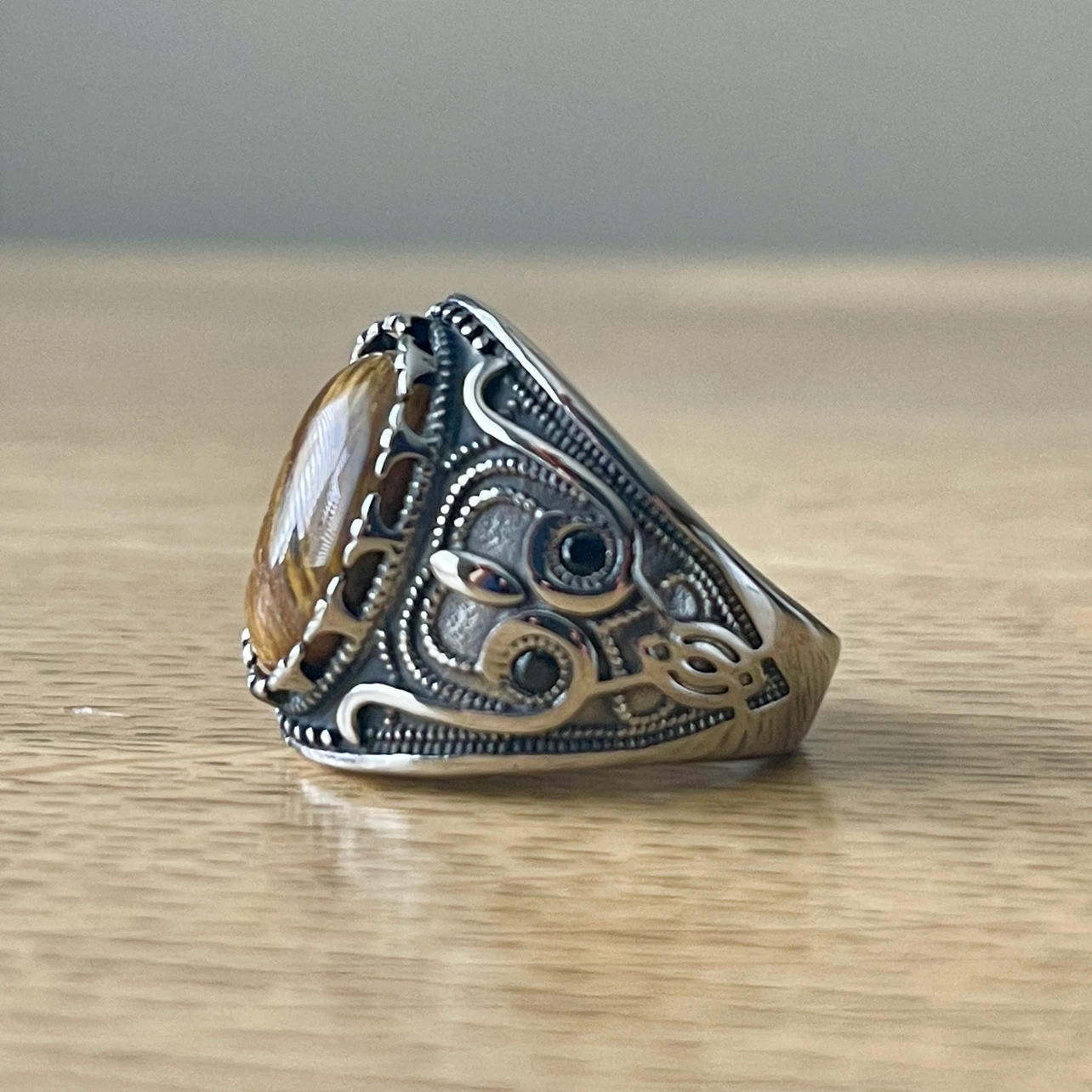 Yellow Tiger’s Eye stainless steel ring (size 11) - photo 4
