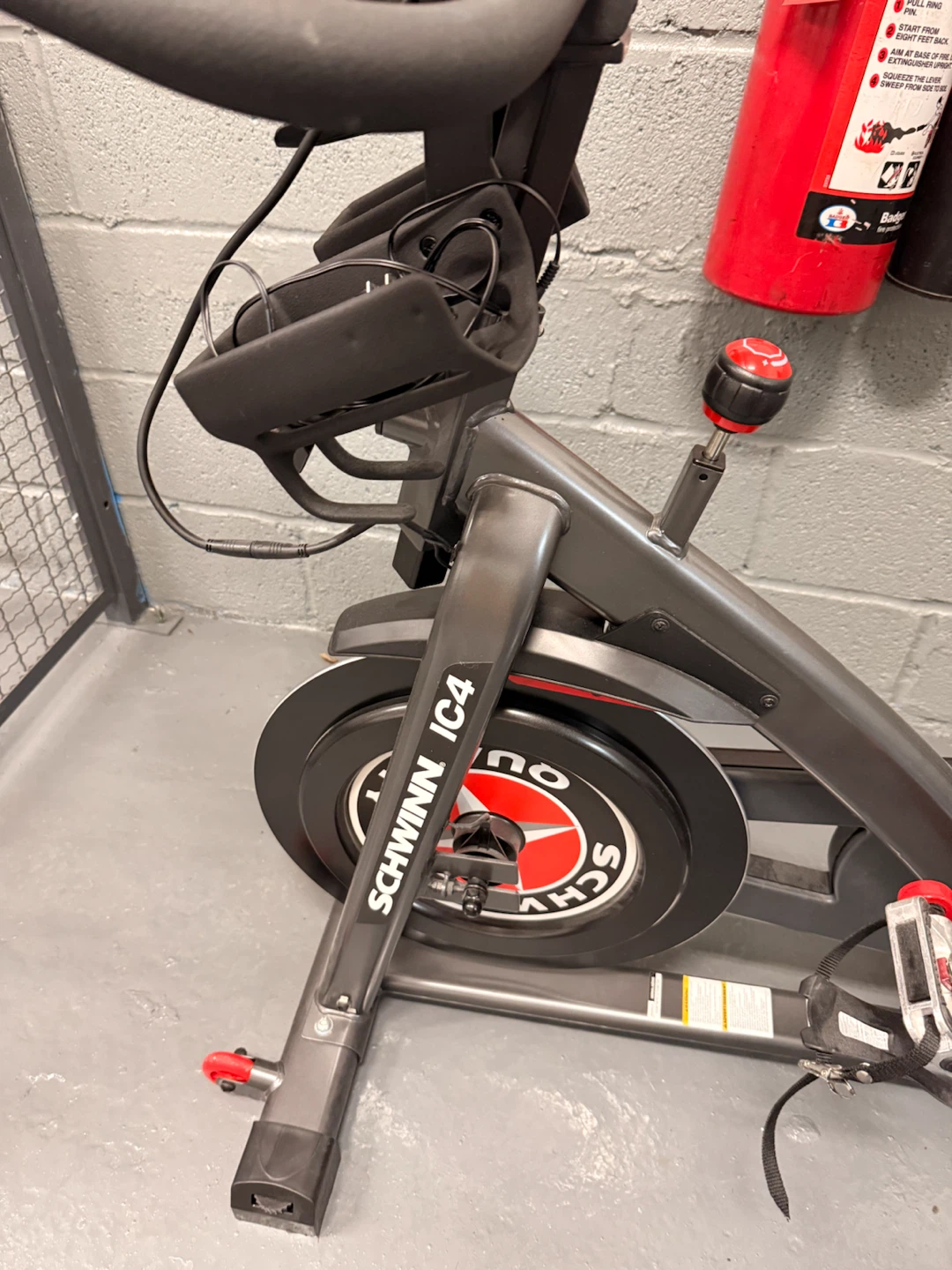 Schwinn IC4 Indoor Cycling Bike - photo 3