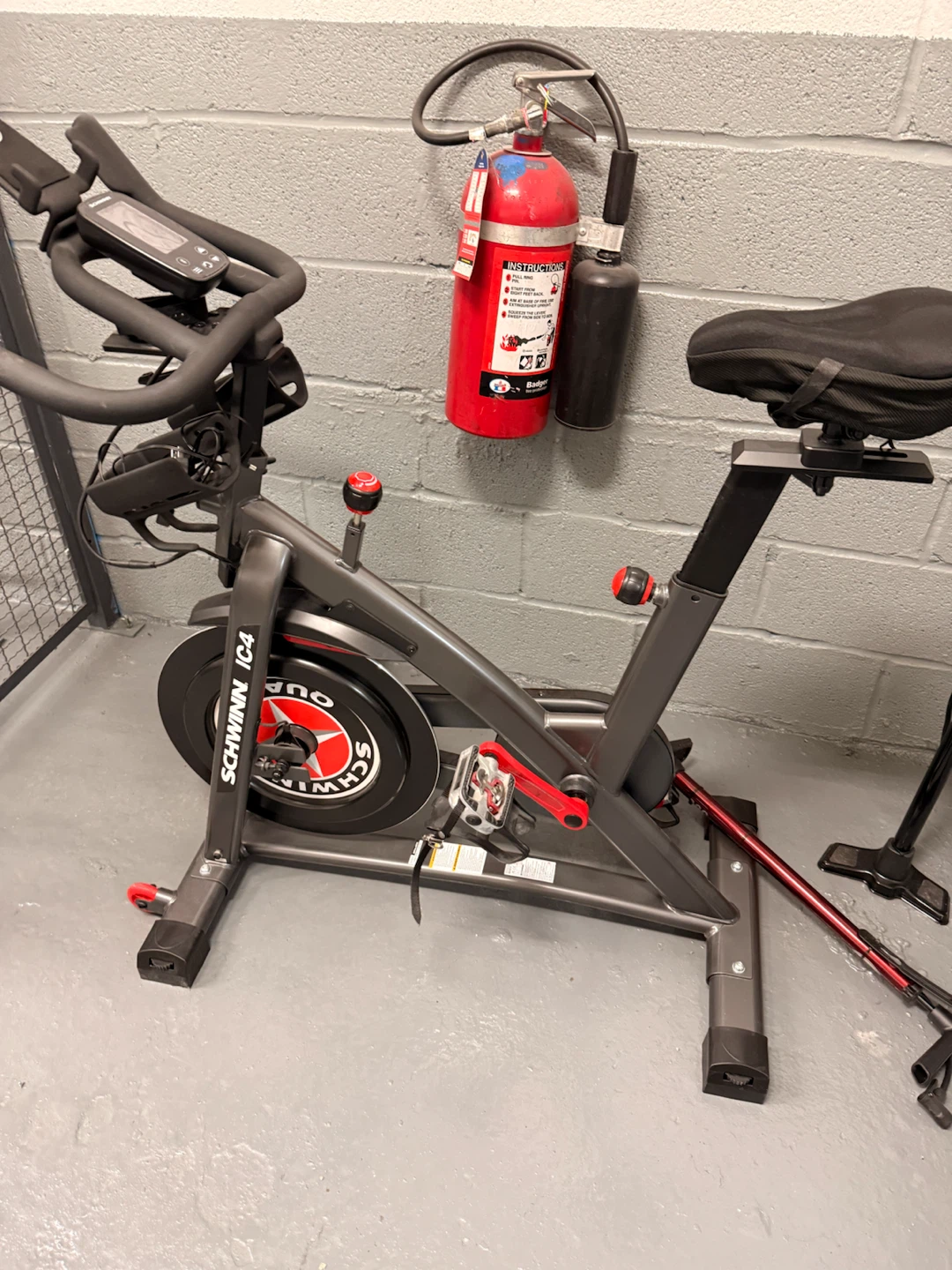 Schwinn IC4 Indoor Cycling Bike - photo 4