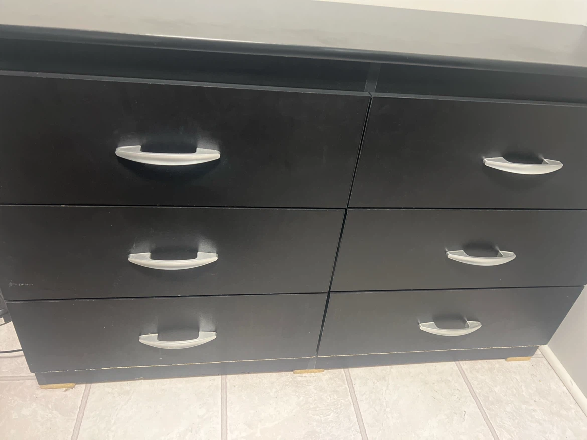 Black Dresser with 6 Drawers - photo 2