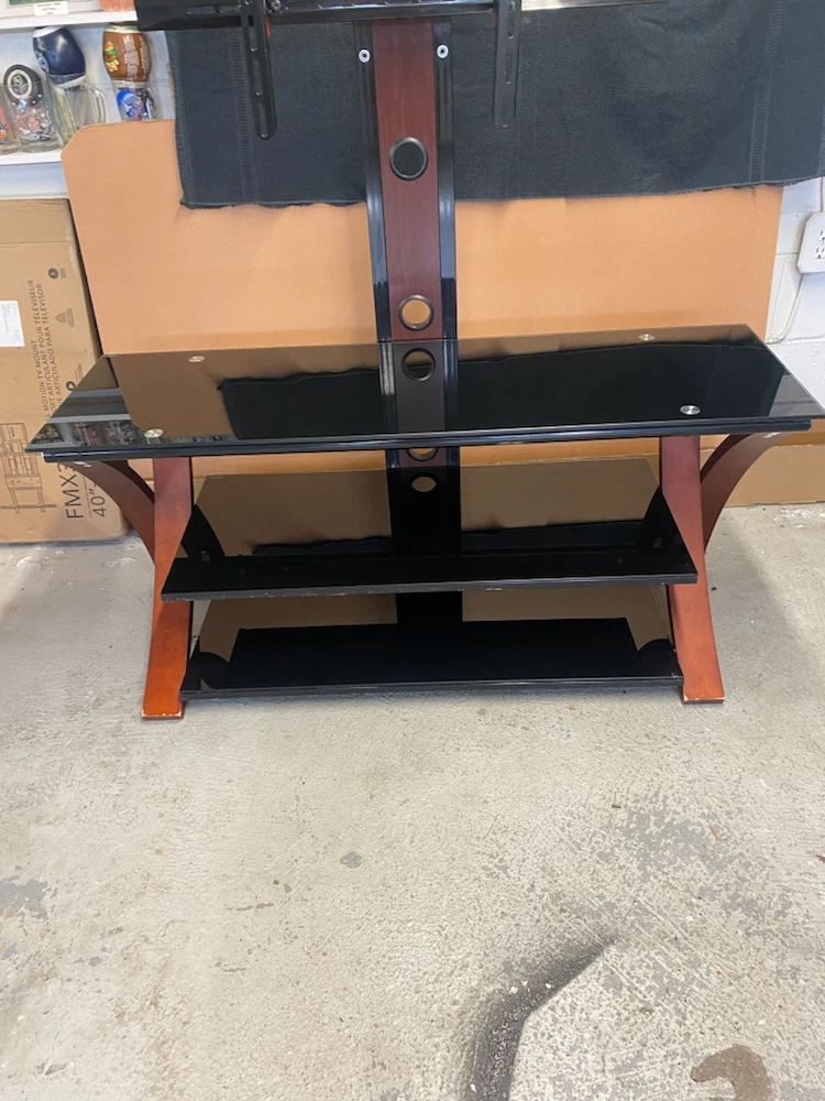 Z-Line Designs TV Stand with Mount - photo 4