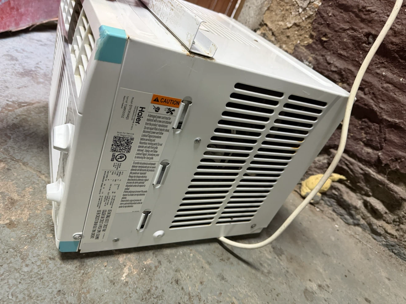 Haier Window Air Conditioner - photo 2
