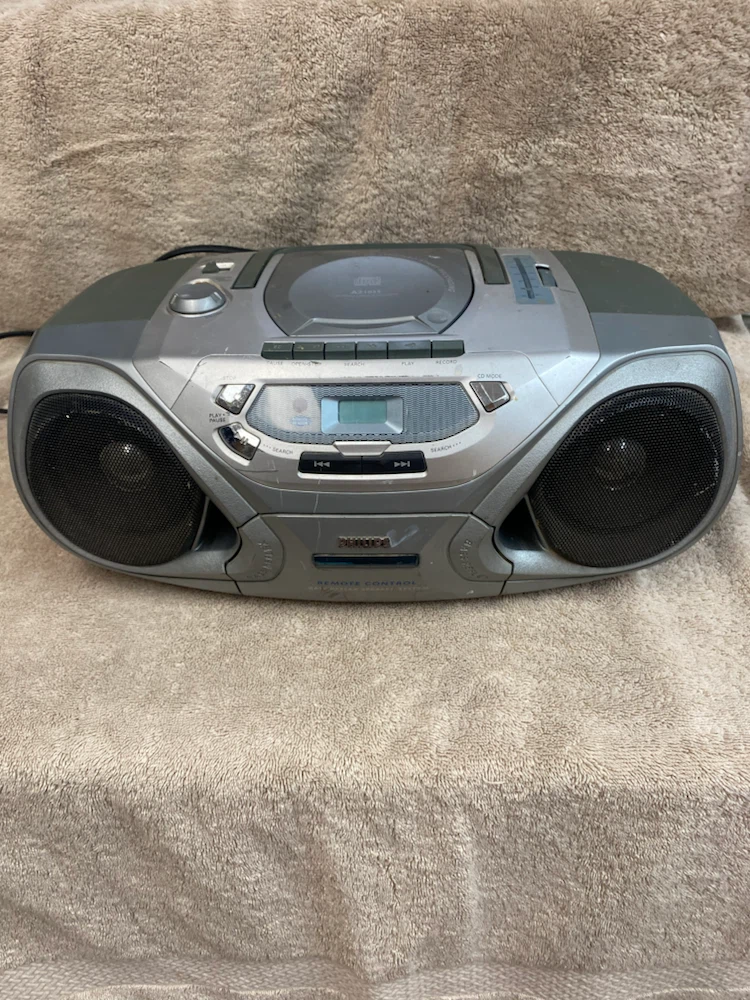 Philips AZ1035 CD Radio Boombox - photo 2
