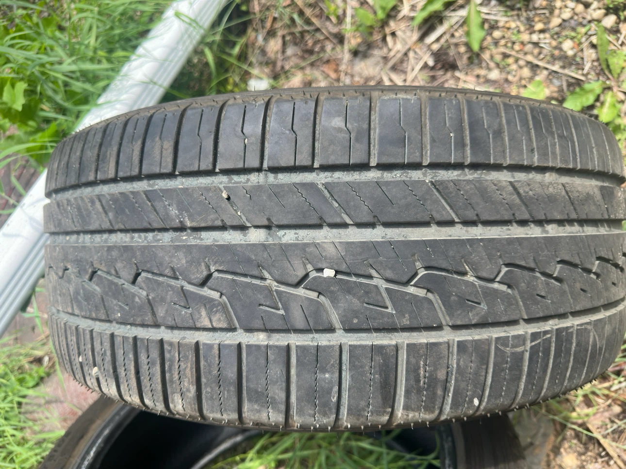 Sumitomo HTR A/S P03 Tires (235/45R18) - photo 3