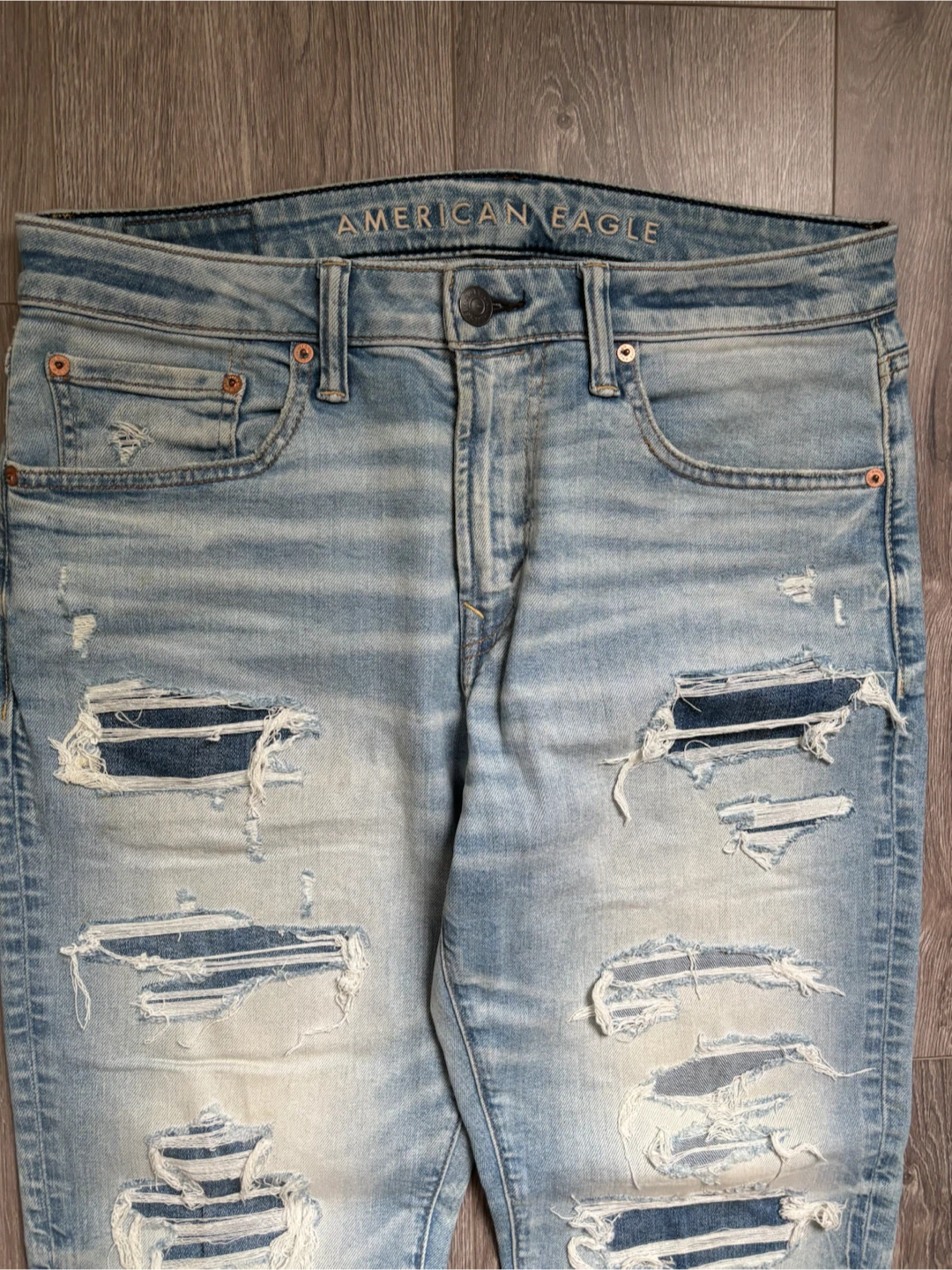 American Eagle Distressed Light Wash Jeans - photo 3