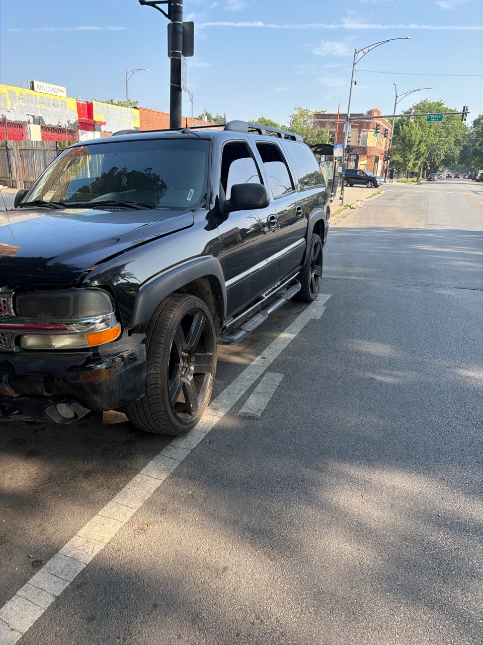 Black Chevy suburban z71 - photo 3