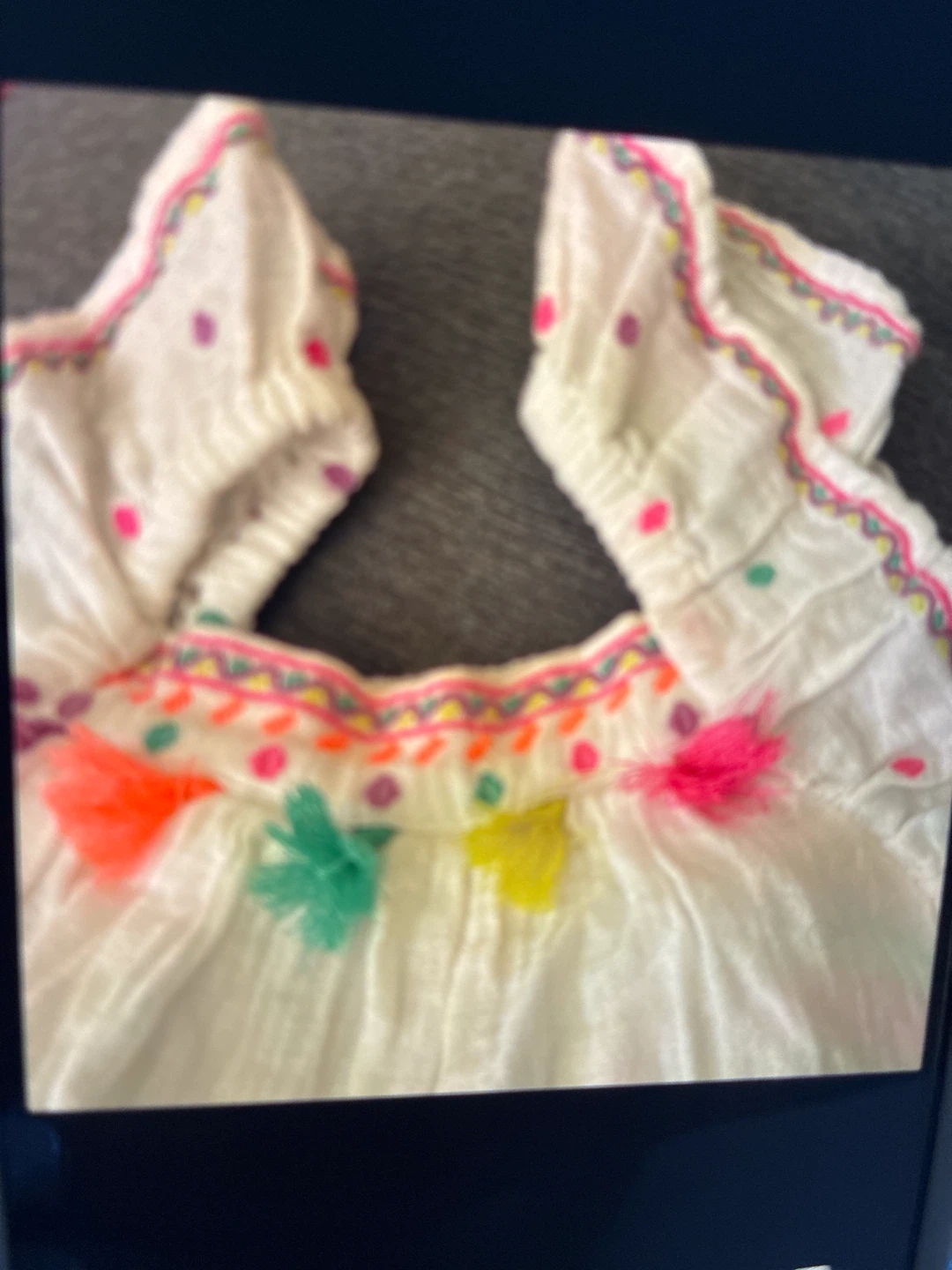Cat & Jack White Gauze Tunic Top with Tassels Size 3T - photo 3