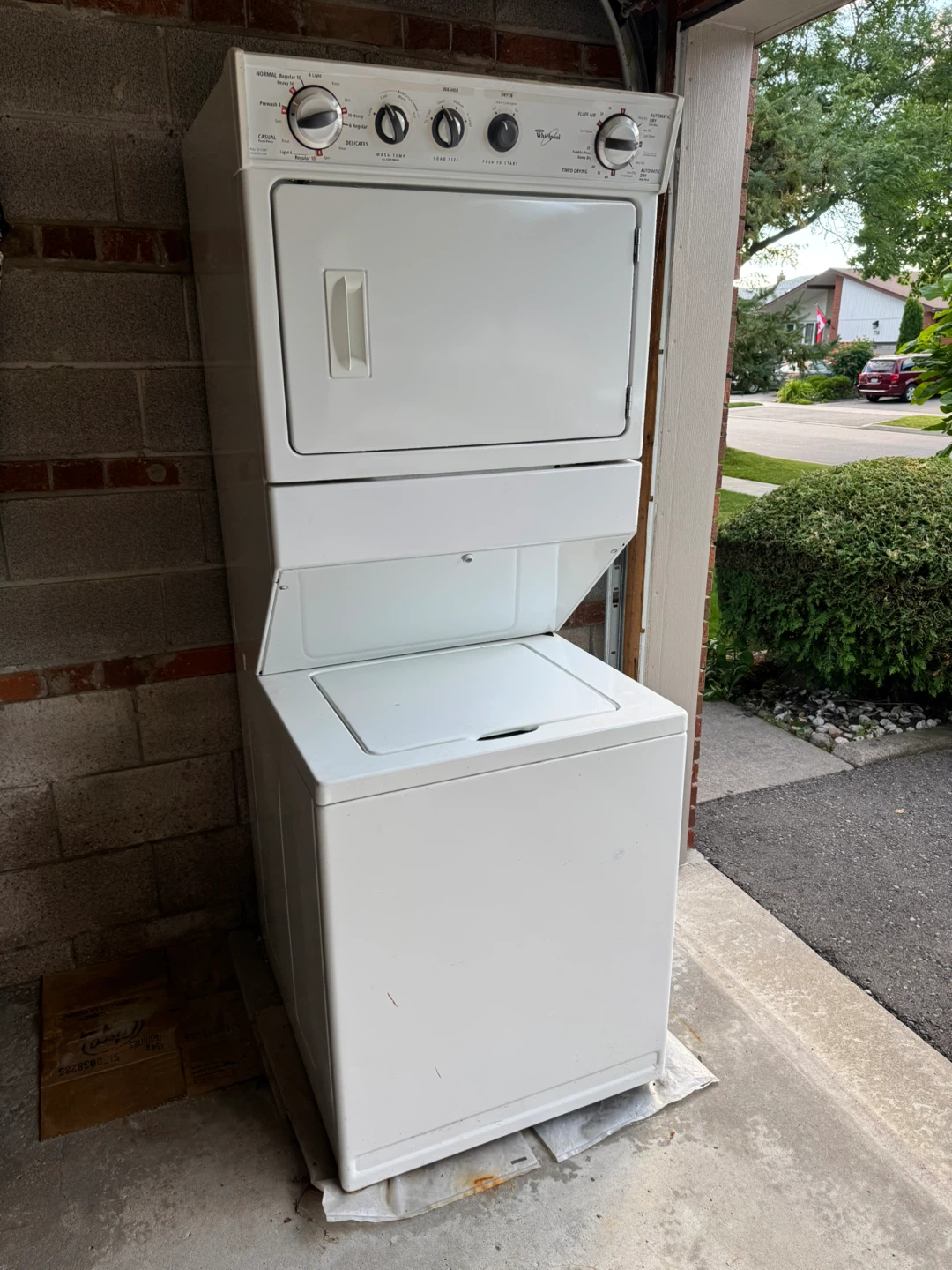 Whirlpool Washer and Dryer Stackable Set - photo 2