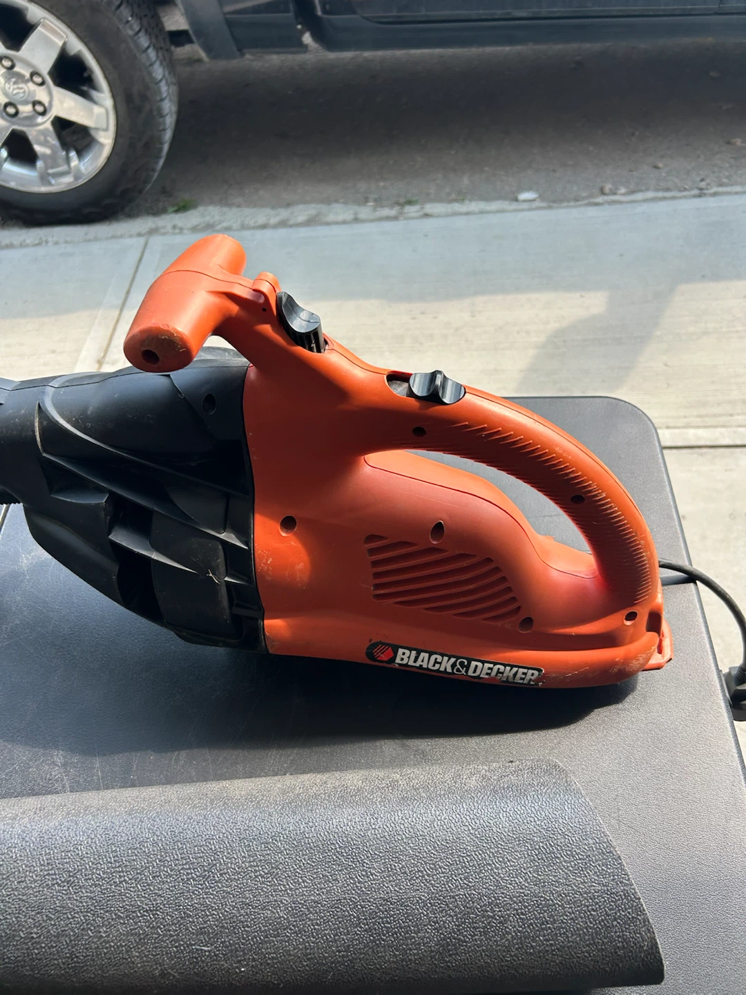 Black & Decker Leaf Blower and Vacuum - photo 2