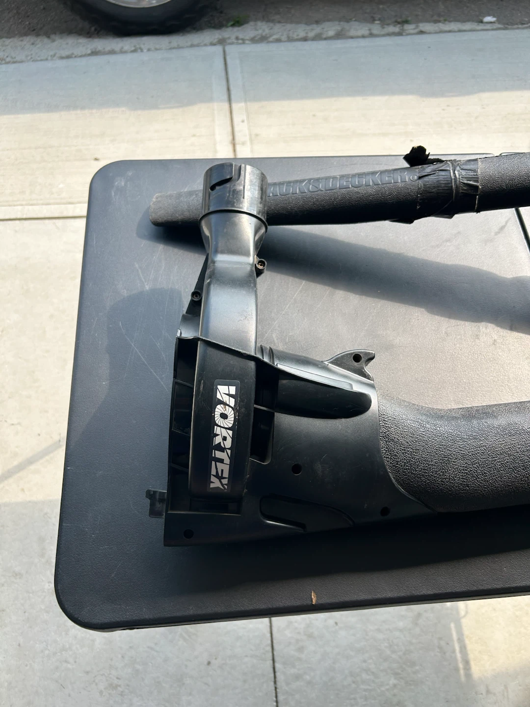Black & Decker Leaf Blower and Vacuum - photo 3