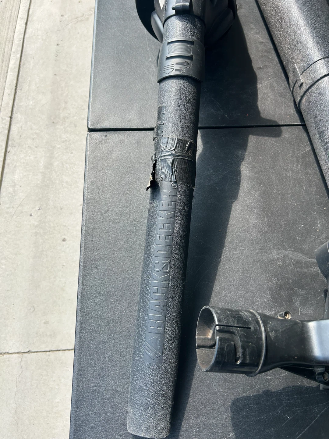 Black & Decker Leaf Blower and Vacuum - photo 4