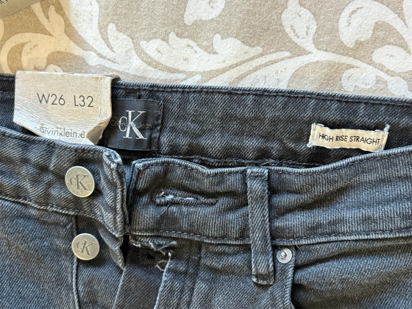 Calvin Klein Jeans High Rise Straight Black Denim W26 L32 - photo 3
