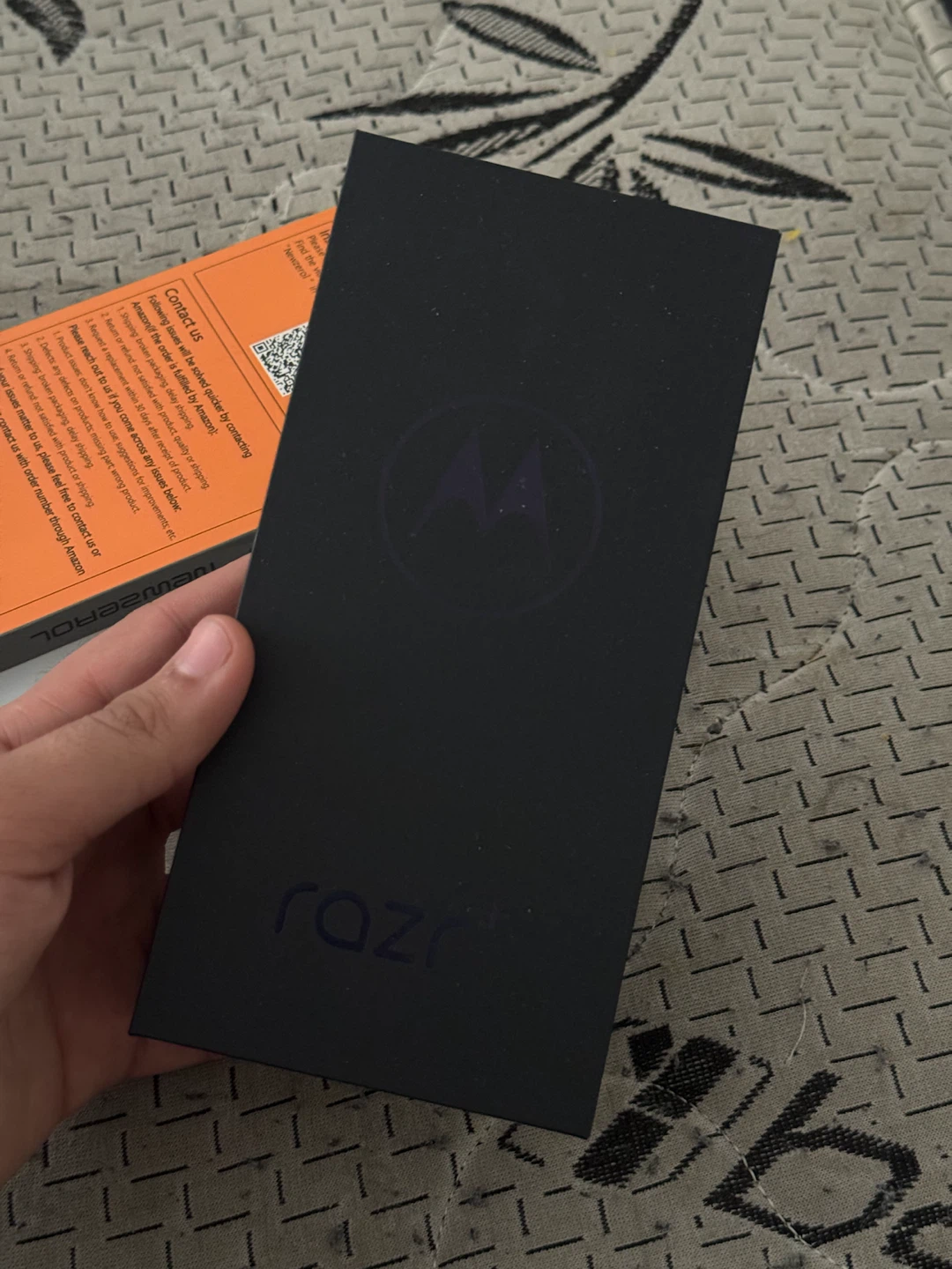 Motorola RAZR plus 2023 - photo 4