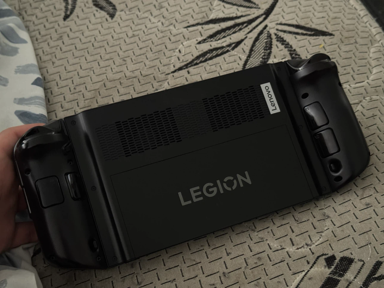 Lenovo Legion go - photo 2