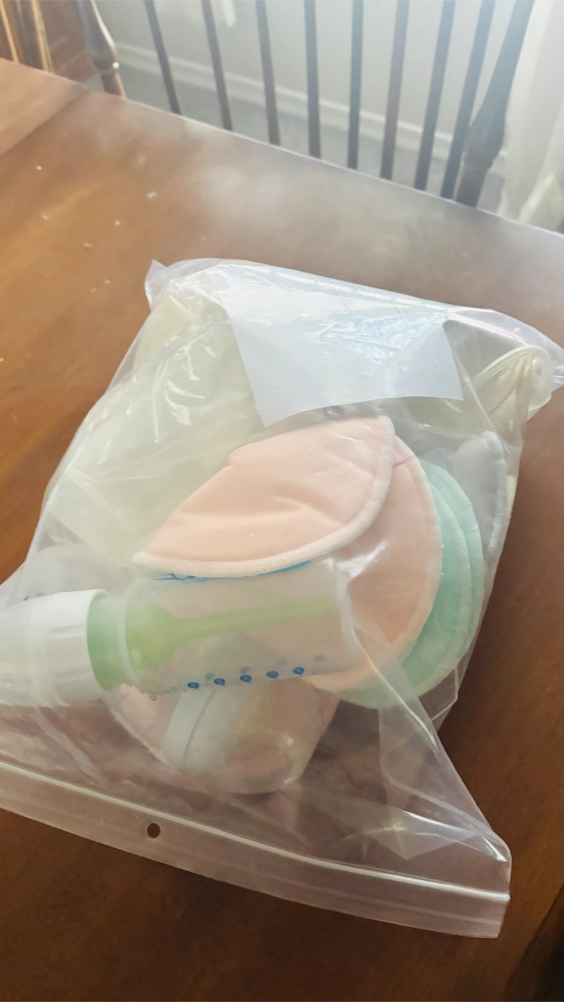 Breastfeeding Accessories, Reusable Nursing Pads and Bottles