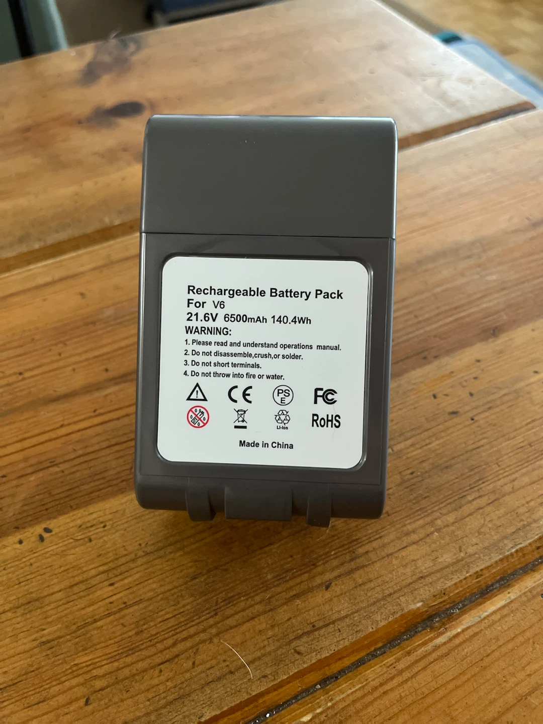 Dyson V6 Replacement Battery - Brand New - photo 5