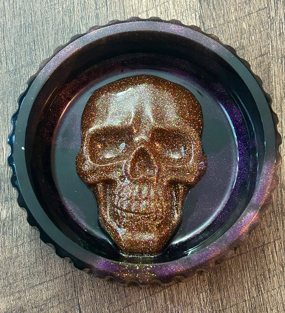Handmade Resin Skull Trays - photo 3