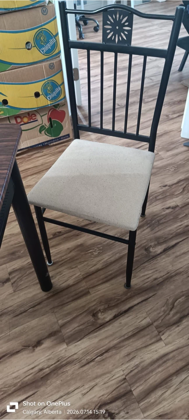 Dining Table and 3 Chairs Set - photo 2