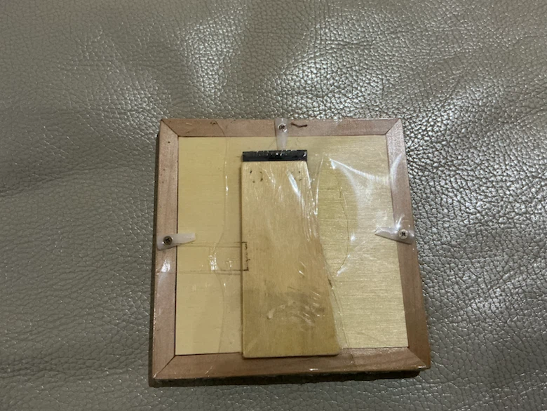 Wooden Picture Frame with Frog Art - photo 2