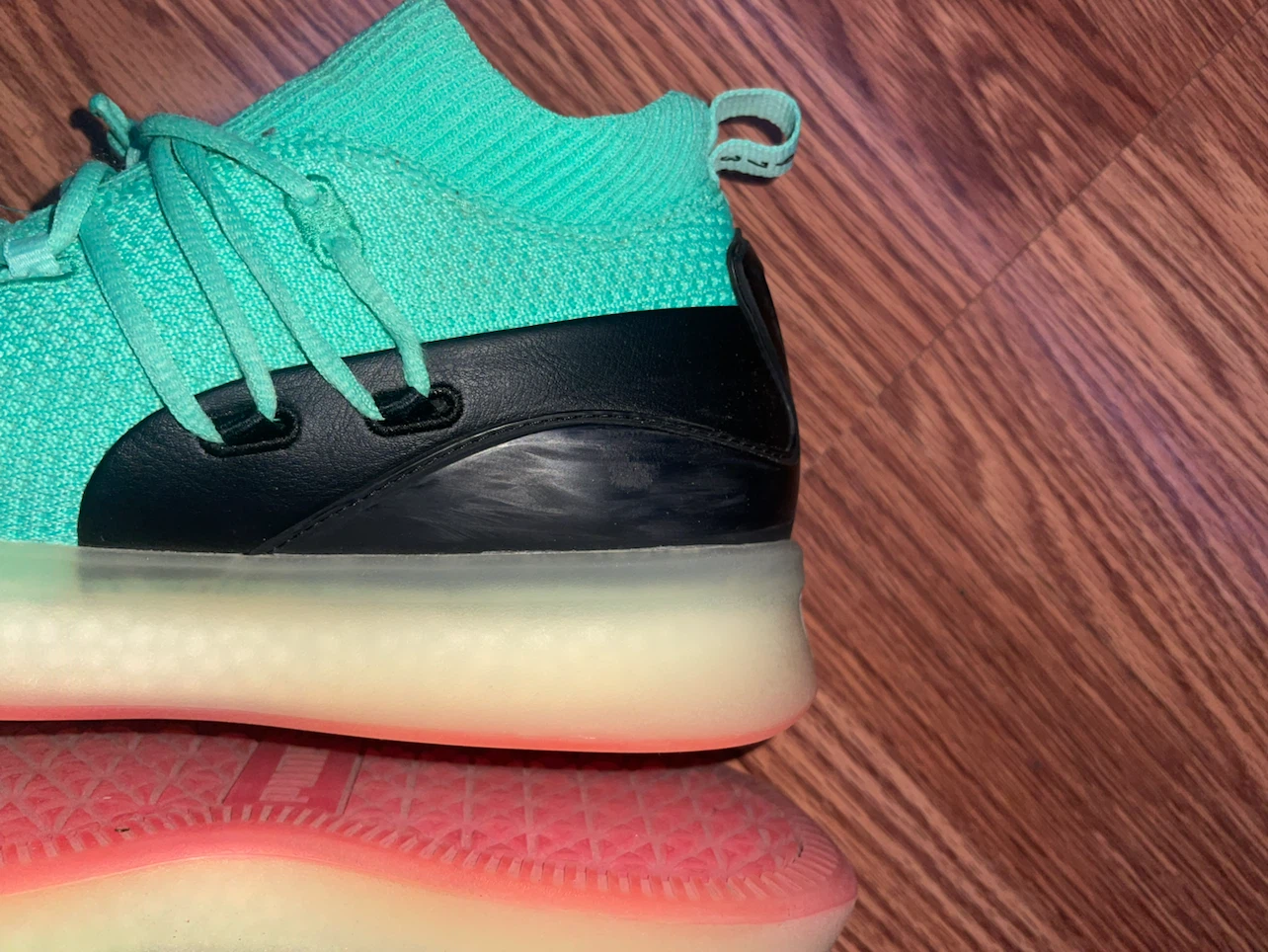 Puma Clyde court - Teal and Pink - photo 4