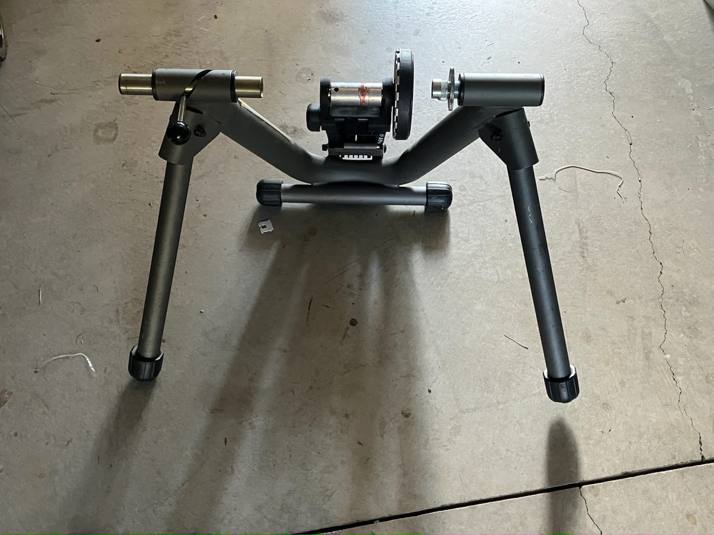 Indoor bike trainer