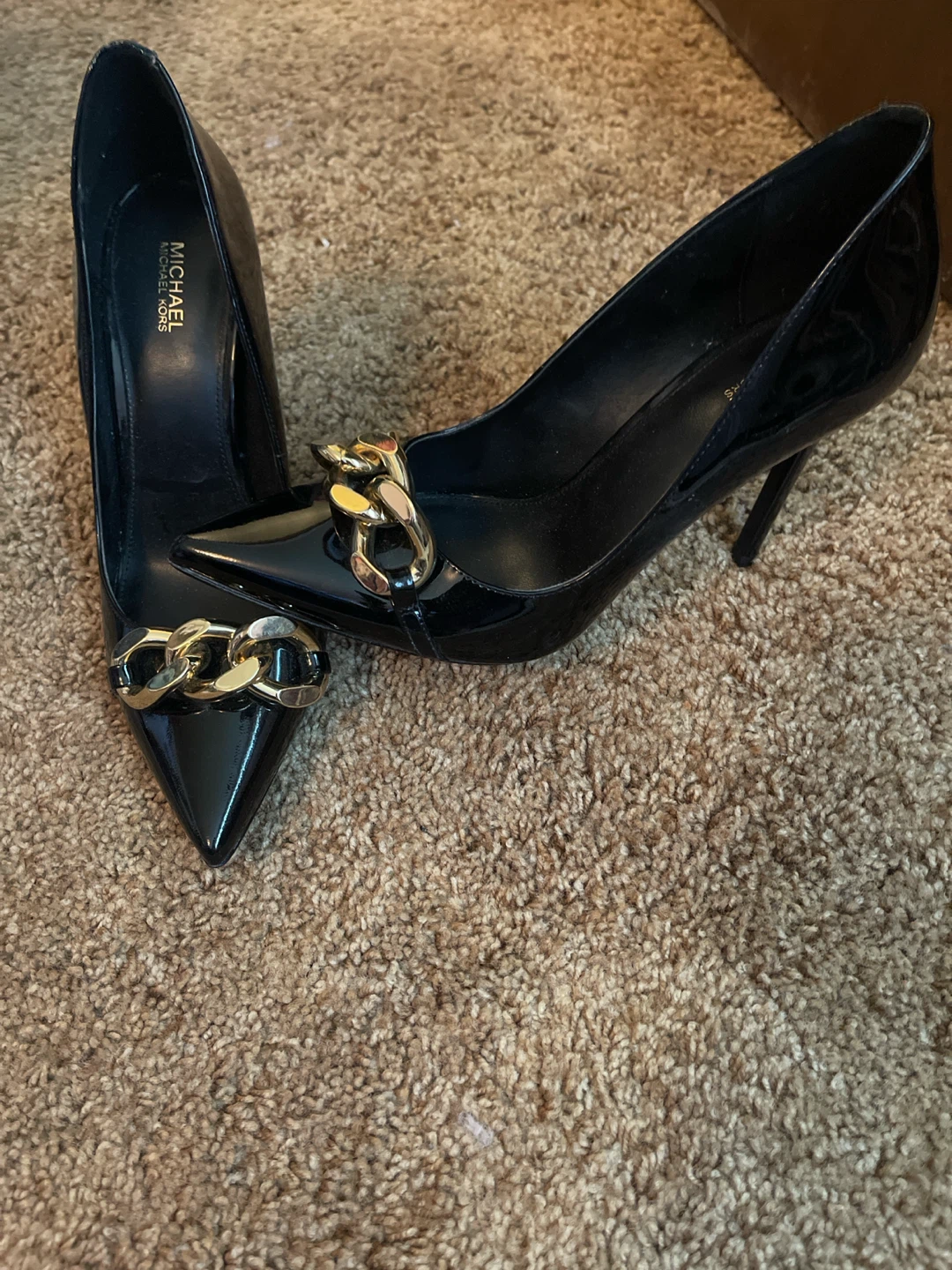 MICHAEL KORS Black Patent Leather Chain Detail Heels