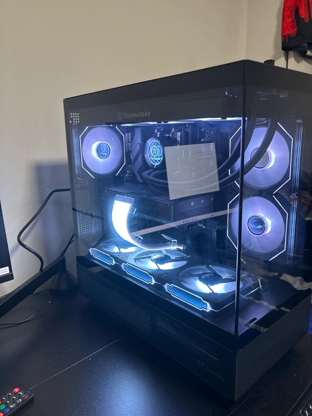 4070Ti , Ryzen 7 7700x Gaming PC || Read Description