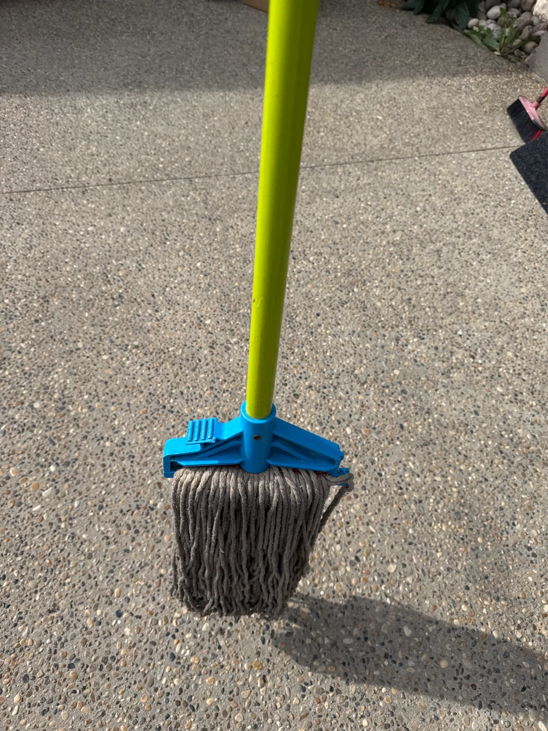 Rubbermaid wave break mop - photo 3