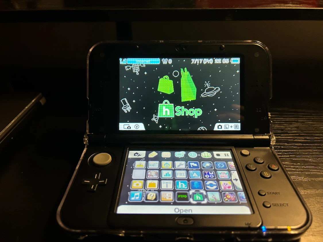 Modded Nintendo New 3DS XL (Pokemon Edition) - photo 3