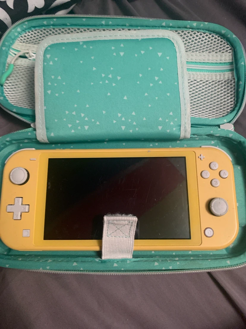 Yellow switch lite + accessories