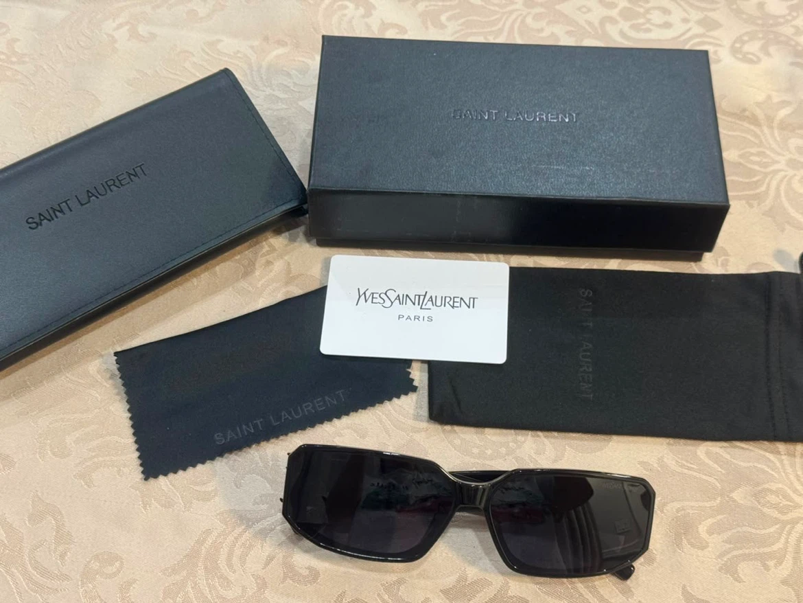 Saint Laurent Black Sunglasses SLM06F