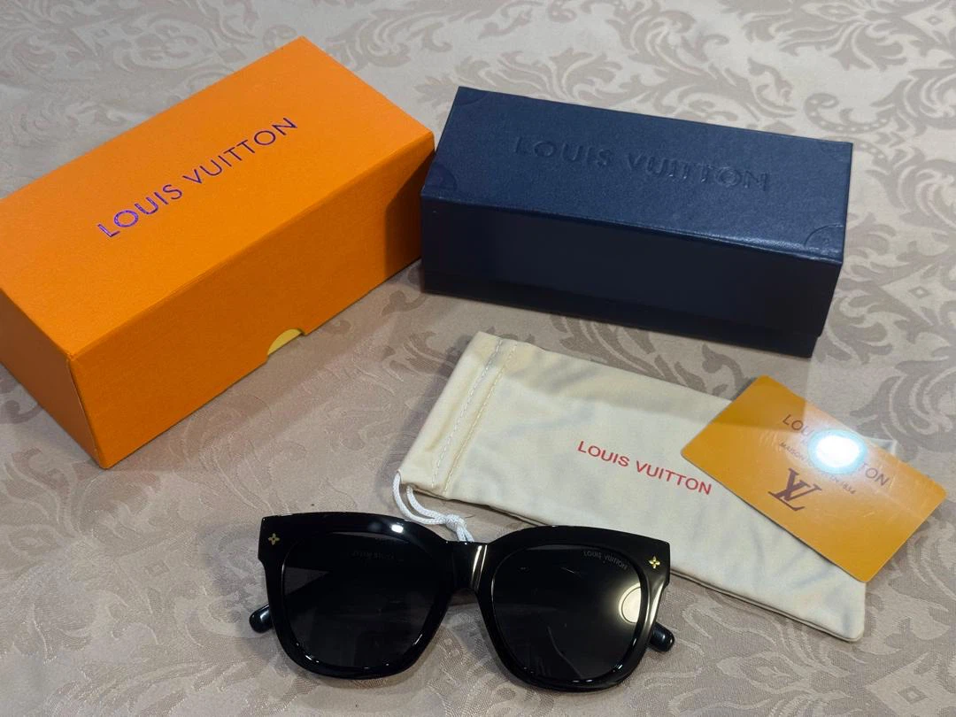 Louis Vuitton Sunglasses - photo 3
