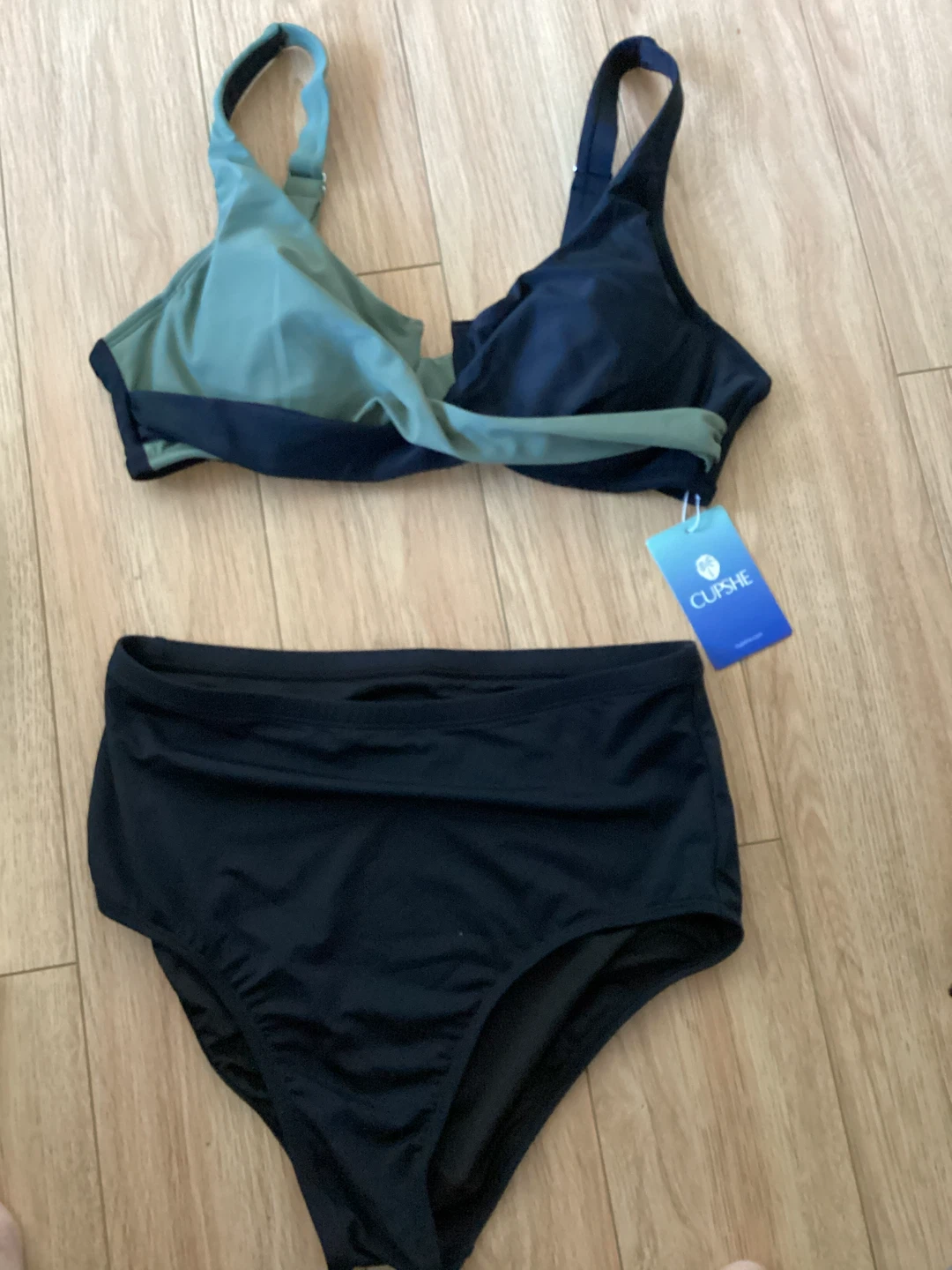 New CUPSHE Two-Piece Swimsuit M - photo 3