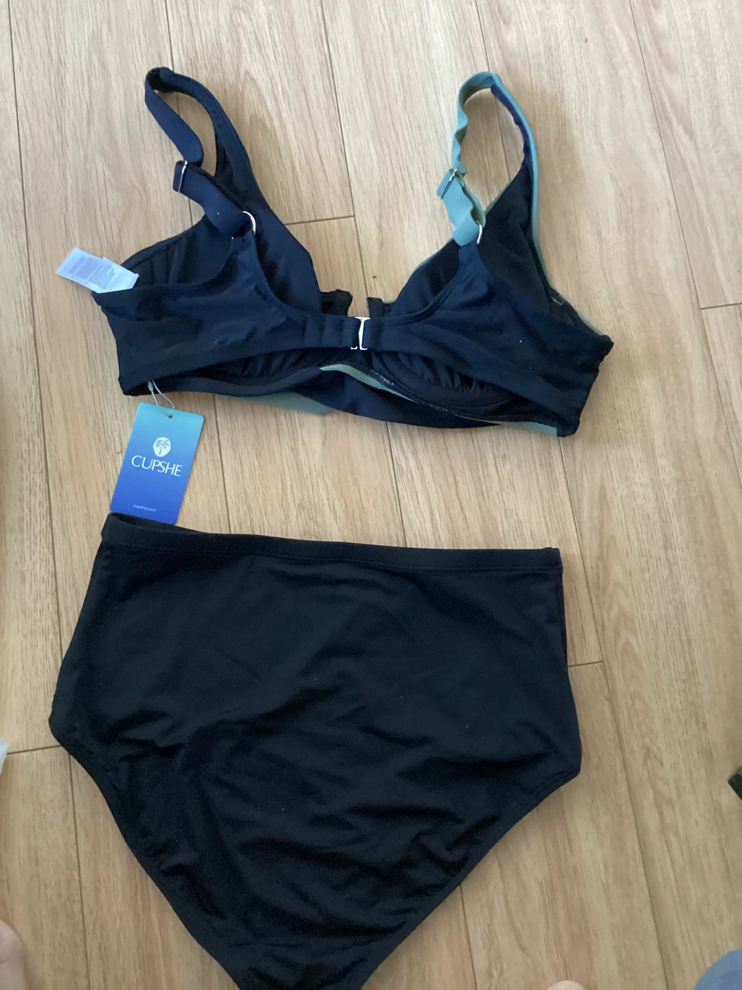 New CUPSHE Two-Piece Swimsuit M - photo 4
