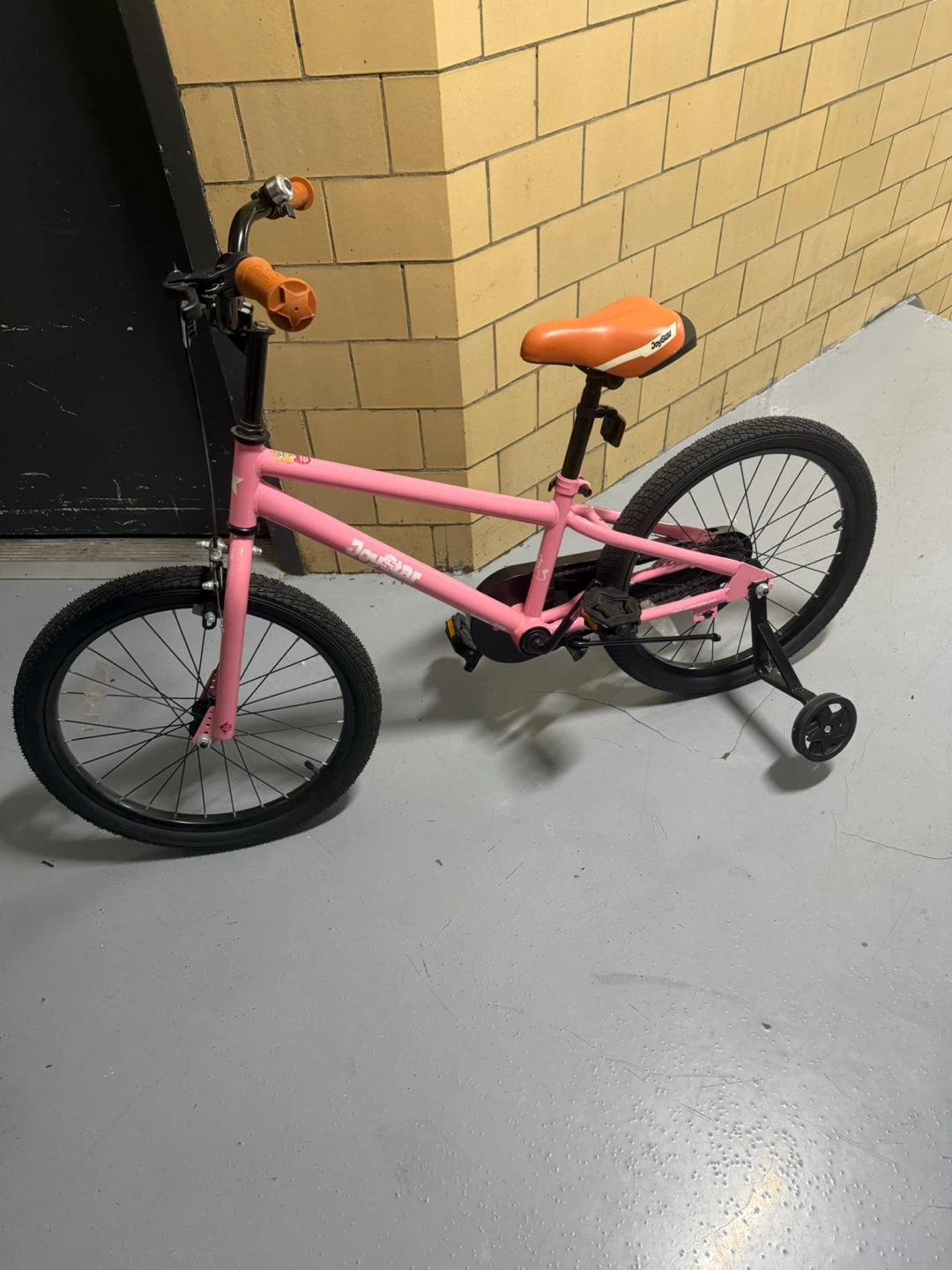 JoyStar Pink Kids Bike with Training Wheels