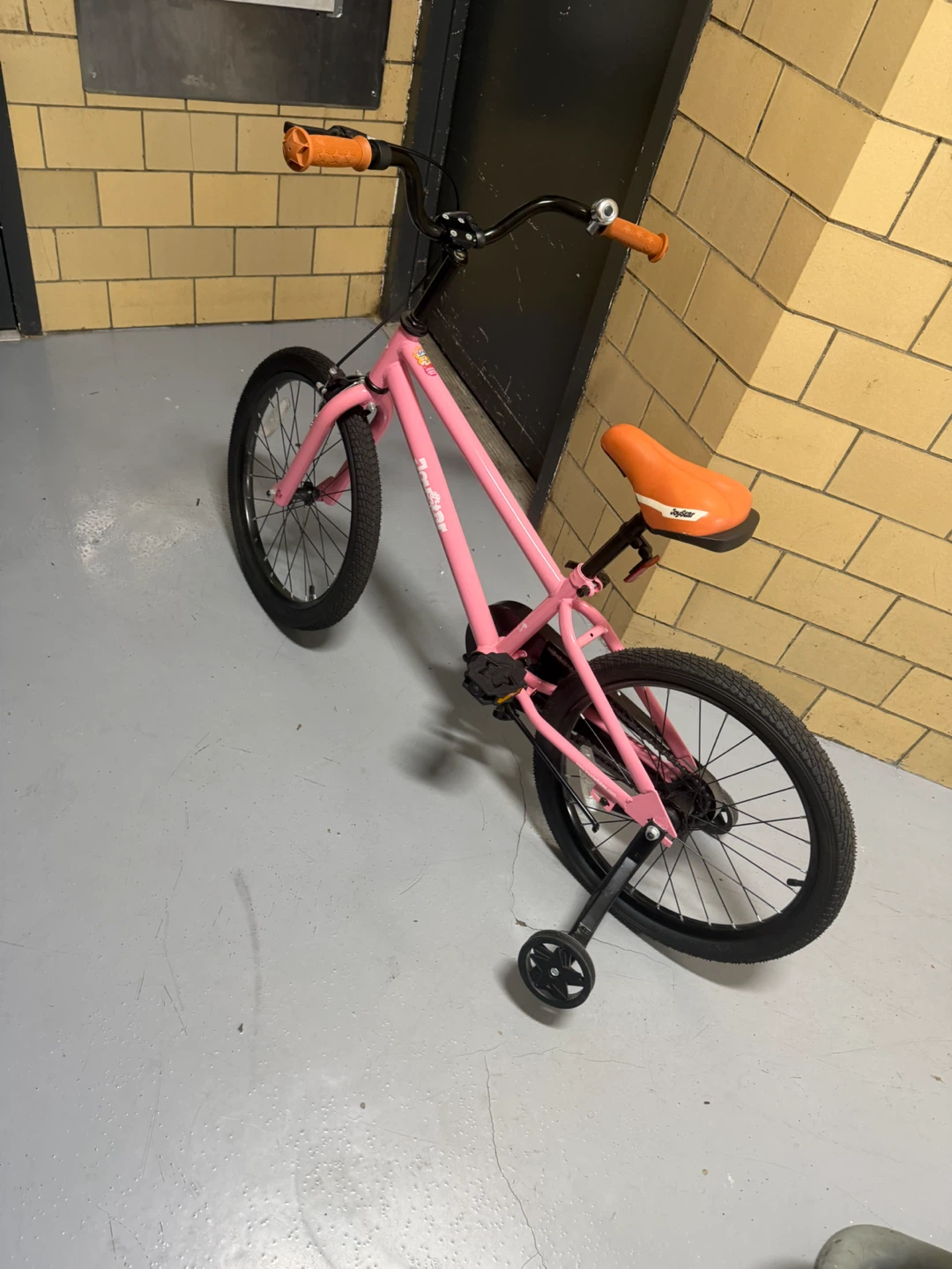 JoyStar Pink Kids Bike with Training Wheels - photo 2
