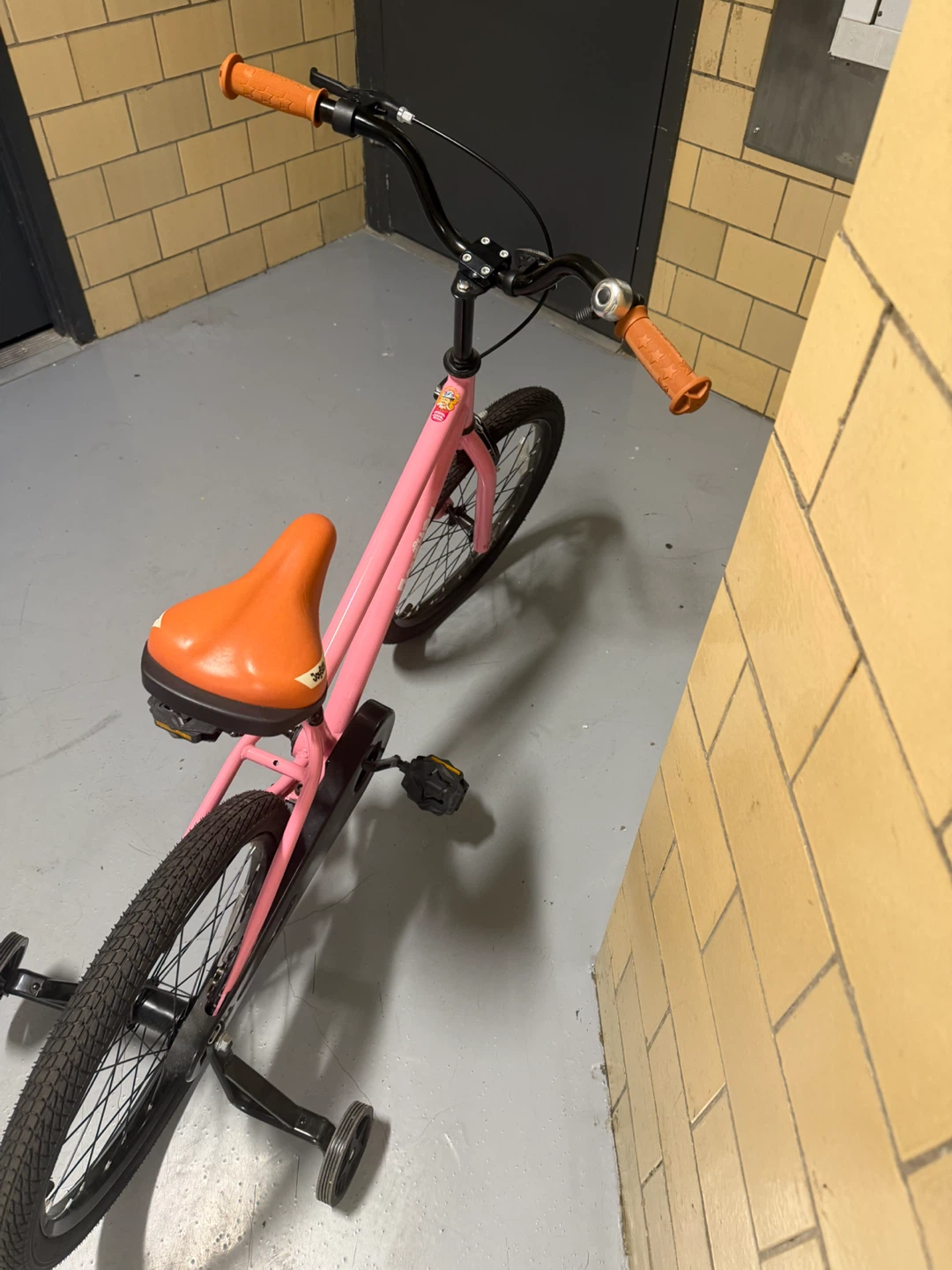 JoyStar Pink Kids Bike with Training Wheels - photo 4