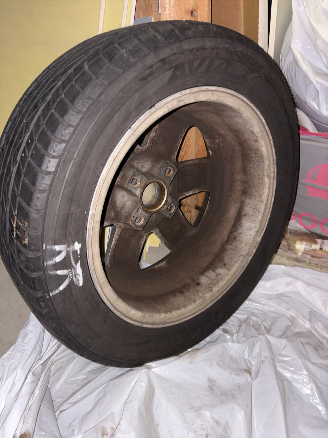 4 Yokohama Car Tires with Chevrolet Rim - photo 2